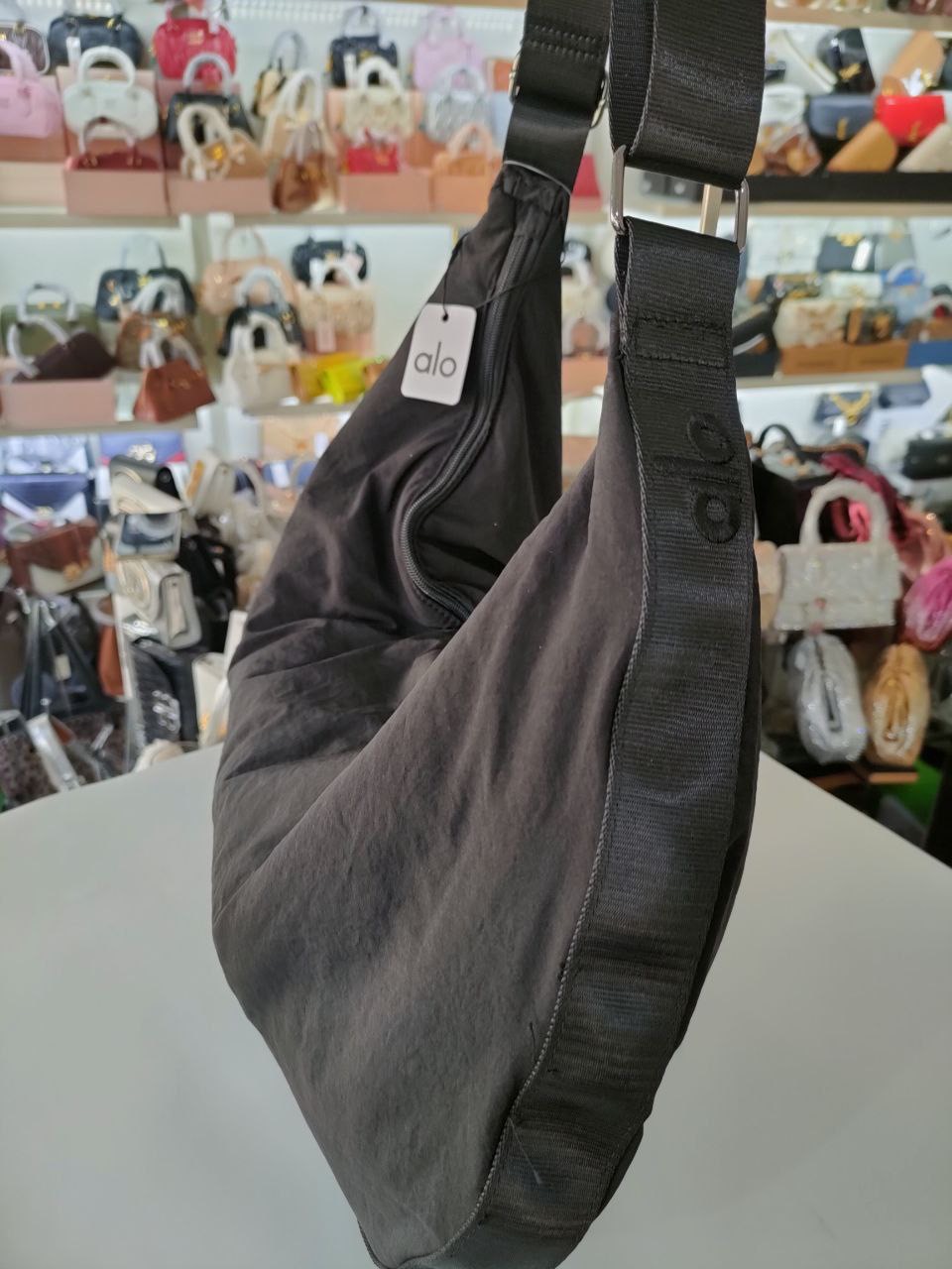 /public/uploads/photos/shares/Suzy bags/IMG_2750.jpeg